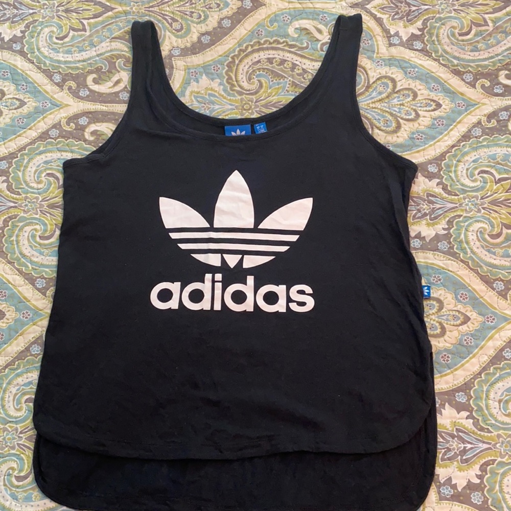 Adidas tank size M